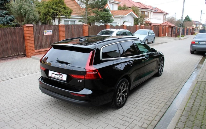 Volvo V60 cena 139900 przebieg: 29900, rok produkcji 2023 z Moryń małe 781